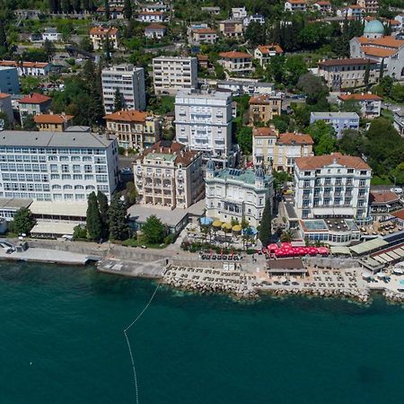 Penthouse At Villa Mascagni Opatija Exterior photo